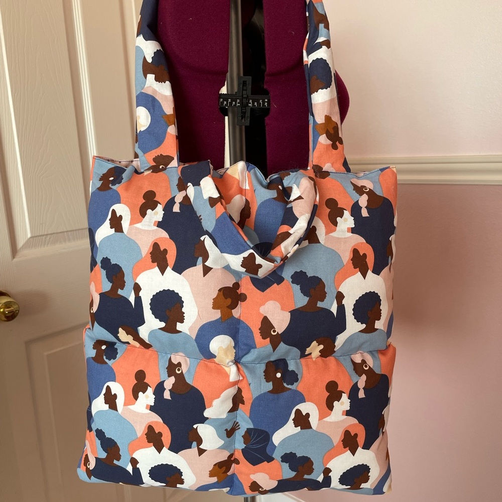 “NWOT” We Are Womenfolk Puffer Tote